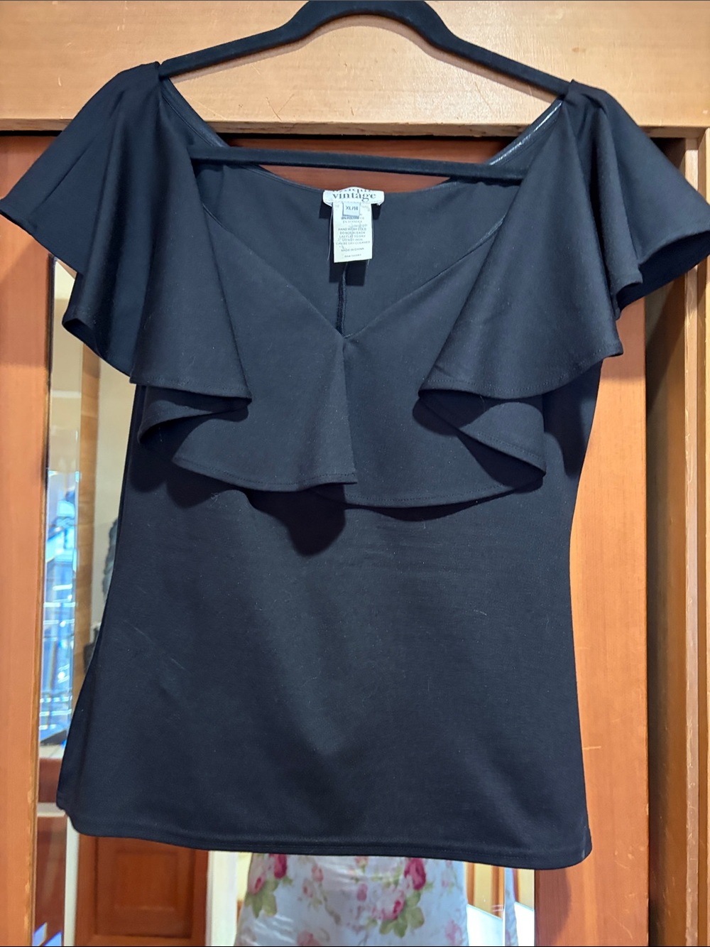 Unique Vintage Ruffle Retro Top XL